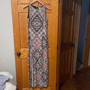 London Times Black and Pink Patterned Maxi Dress with 2 front slits